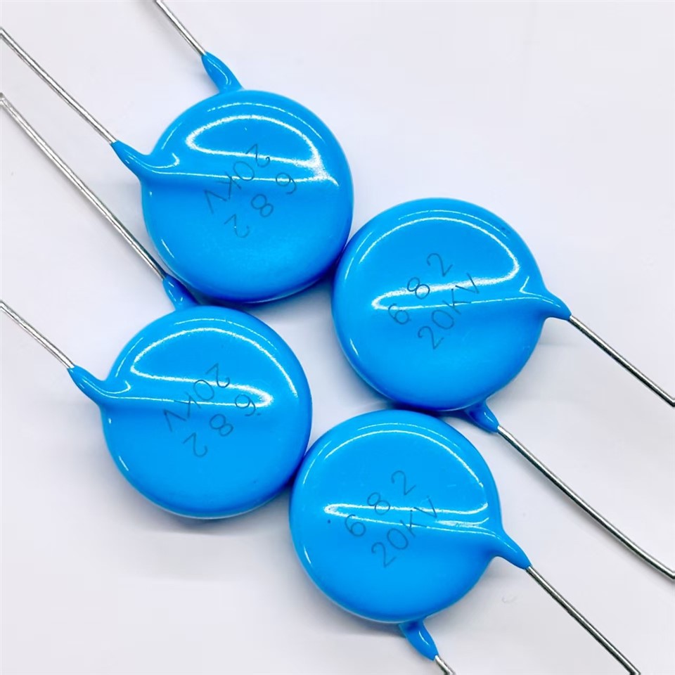 Sveiki voltu kondensatori