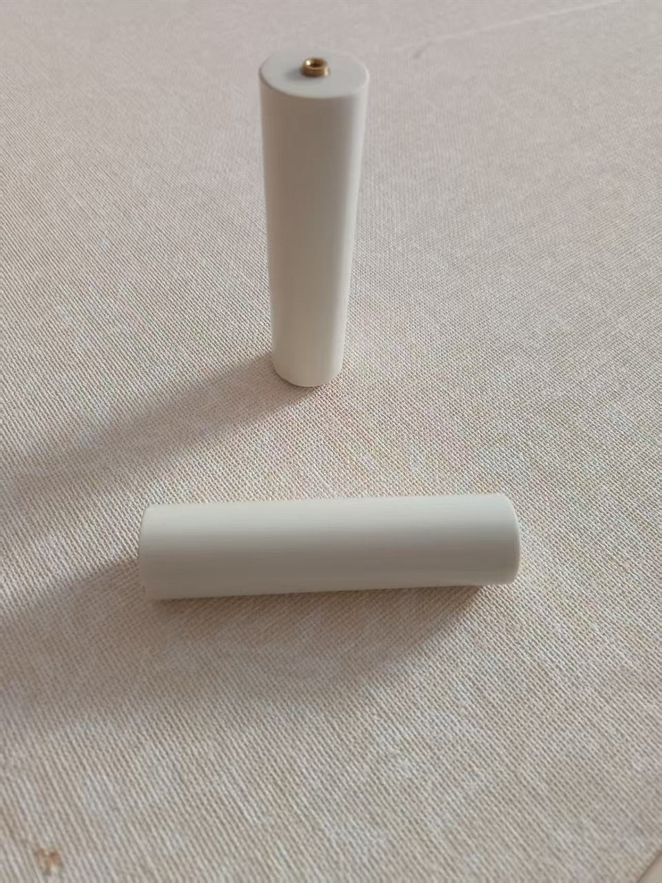 Augstas frekvences keramikas kondensators