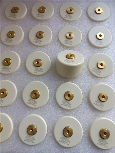 Viena slāņa keramikas kondensators